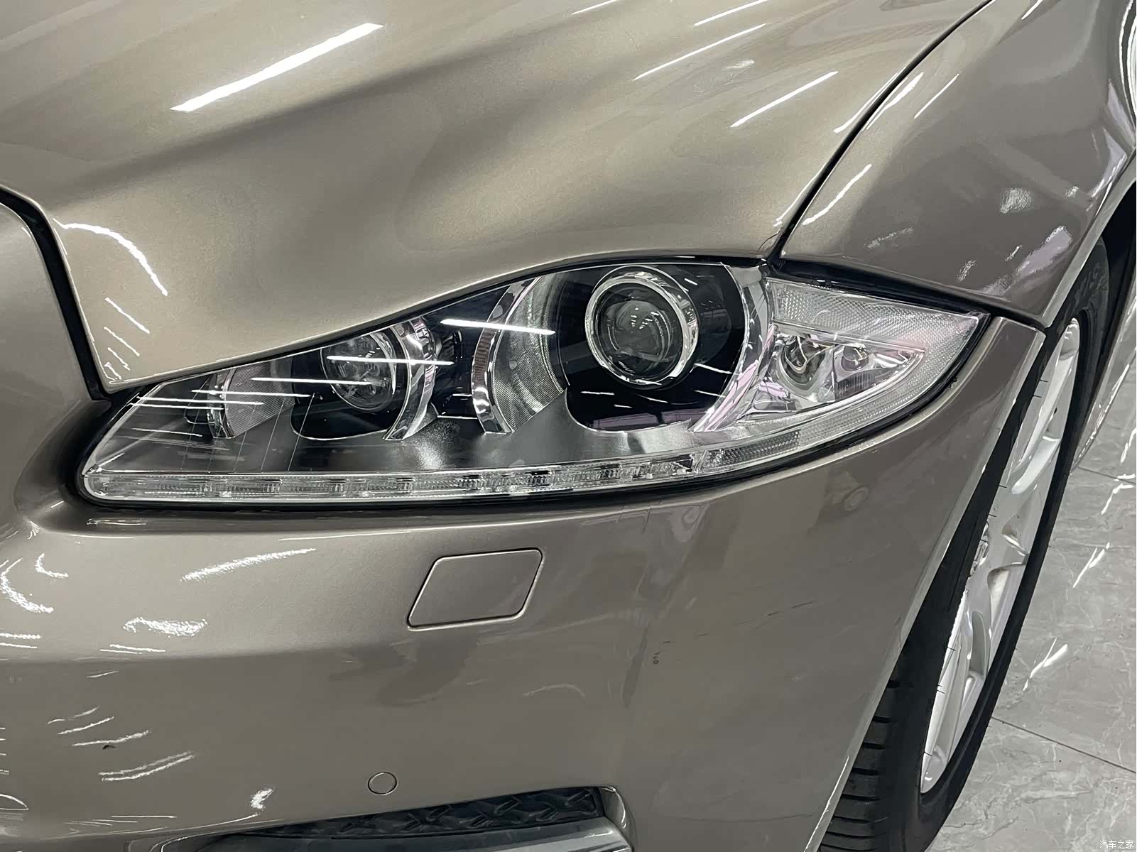 Jaguar XJ, 2012 22