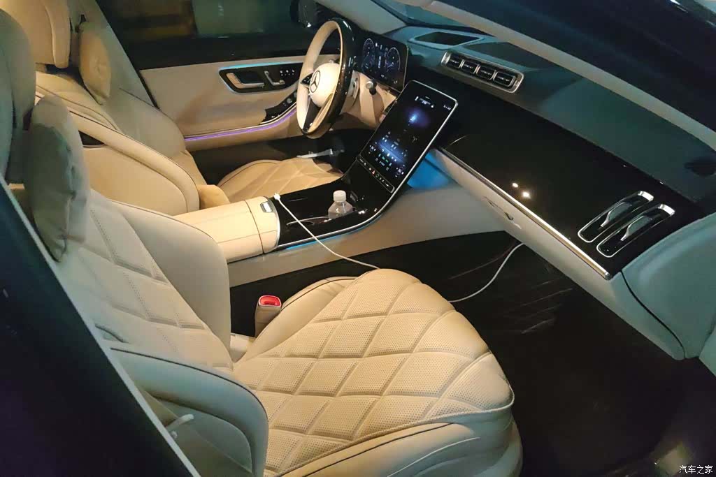 Maybach S-Class, 2023 8
