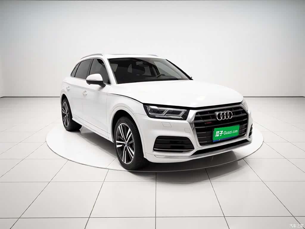 Audi Q5L, 2021 3