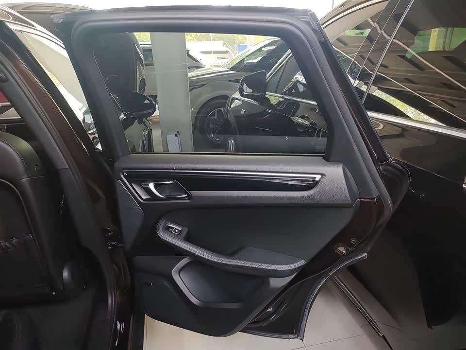 Porsche Macan Porsche Macan