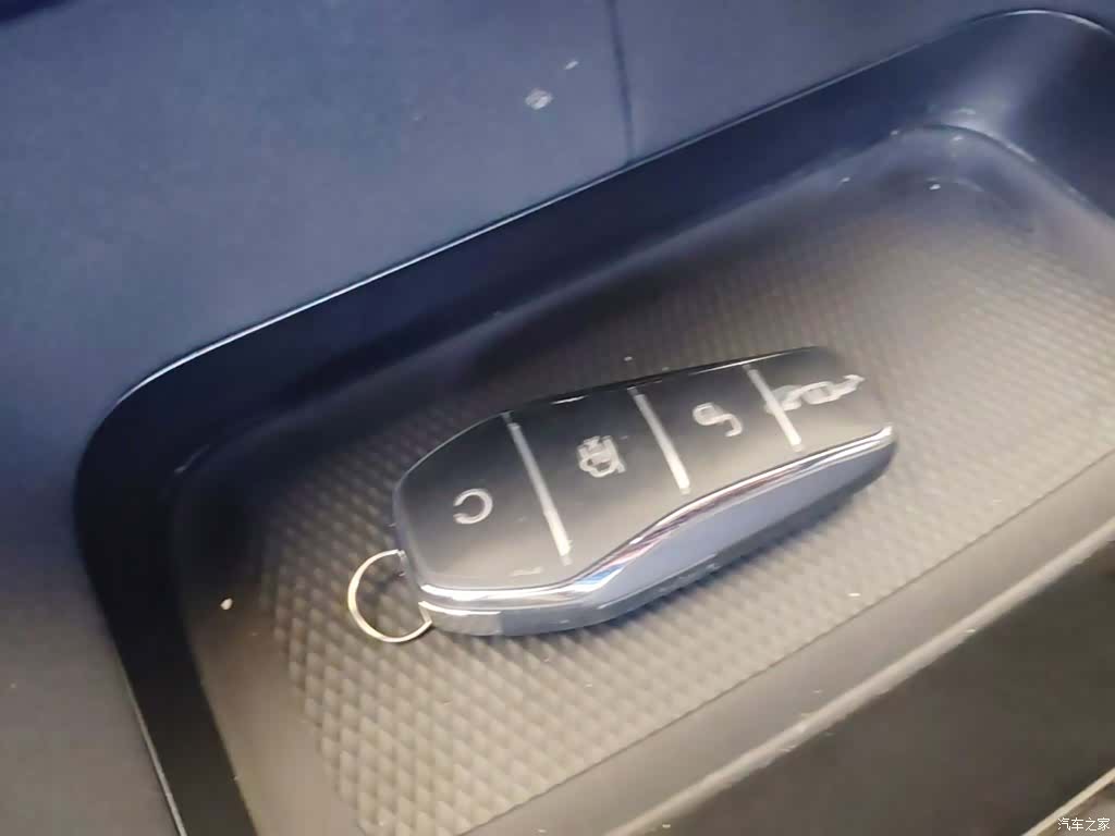 BYD Dolphin, 2023 9
