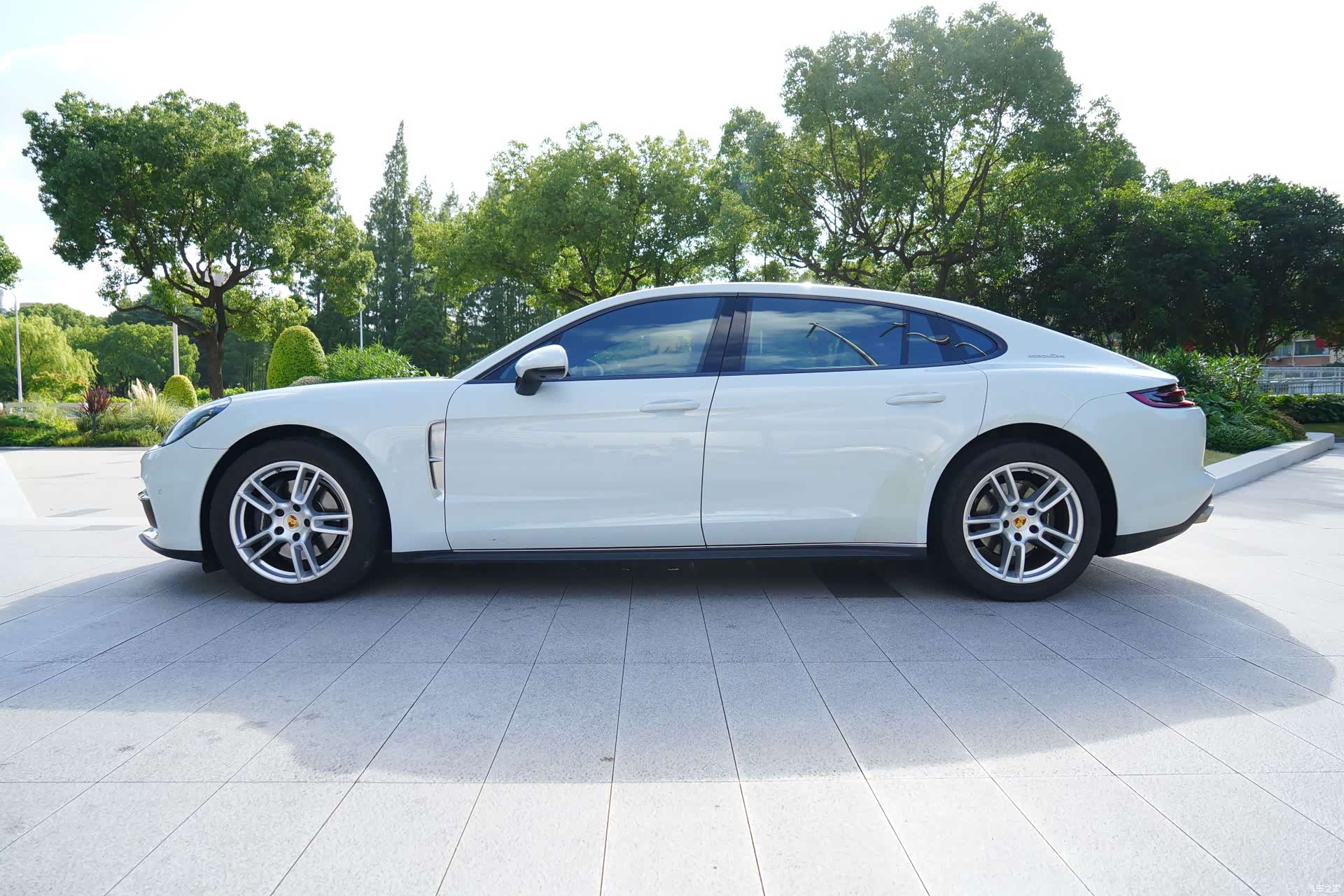 Porsche Panamera, 2018 3