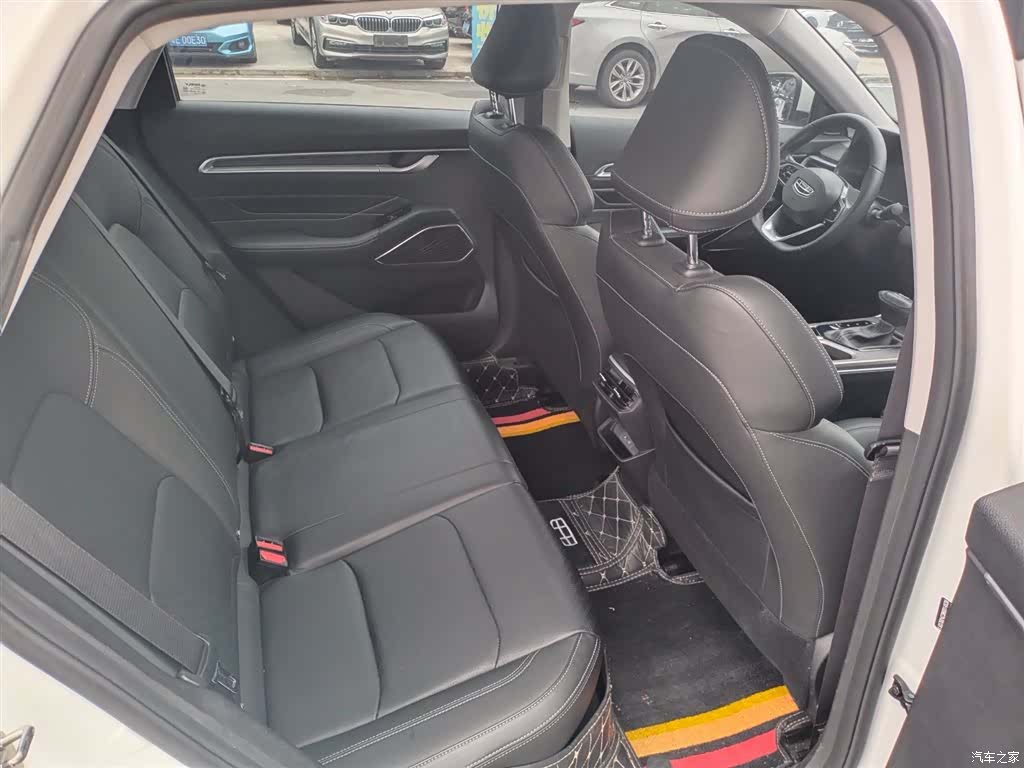 Geely Emgrand, 2022 7