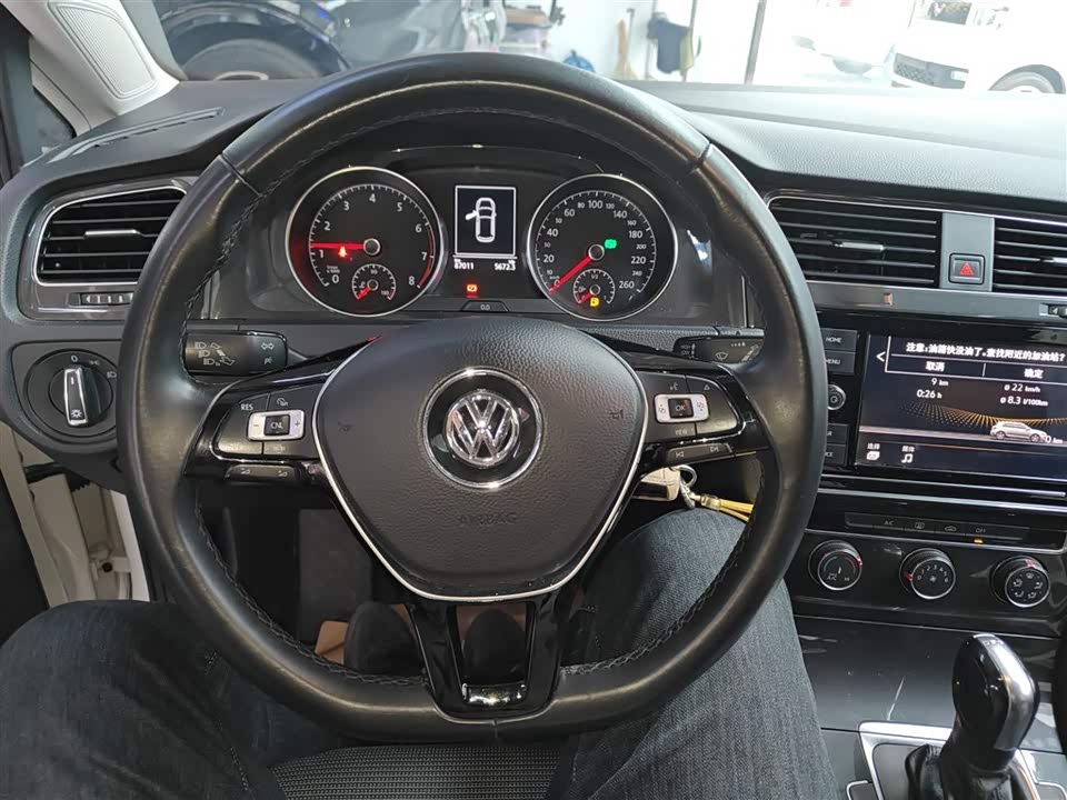 Volkswagen golf