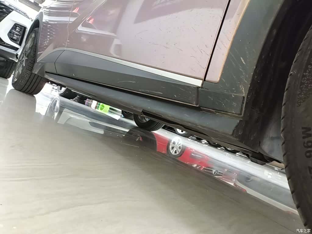 BYD Dolphin, 2022 21