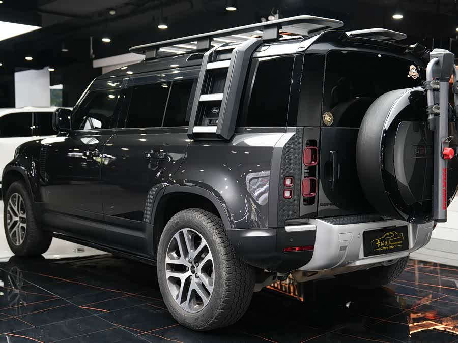 Land Rover Defender 2023, фото 9