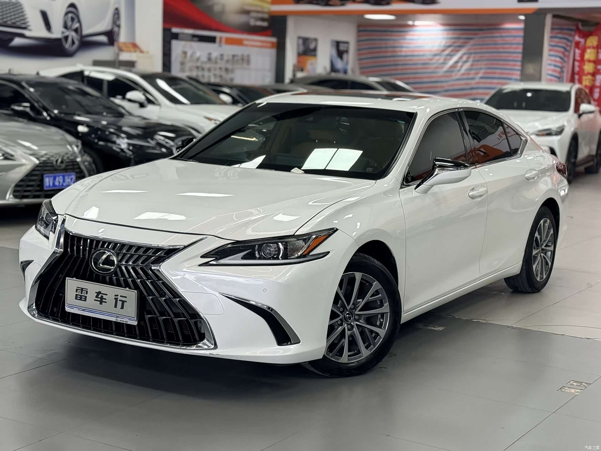 Lexus ES, 2023 3