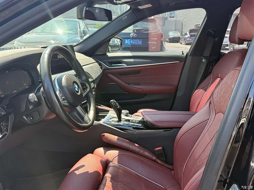 BMW 5 Series, 2022 7