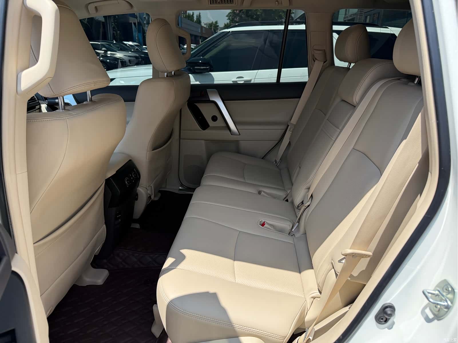 Toyota Prado, 2024 12