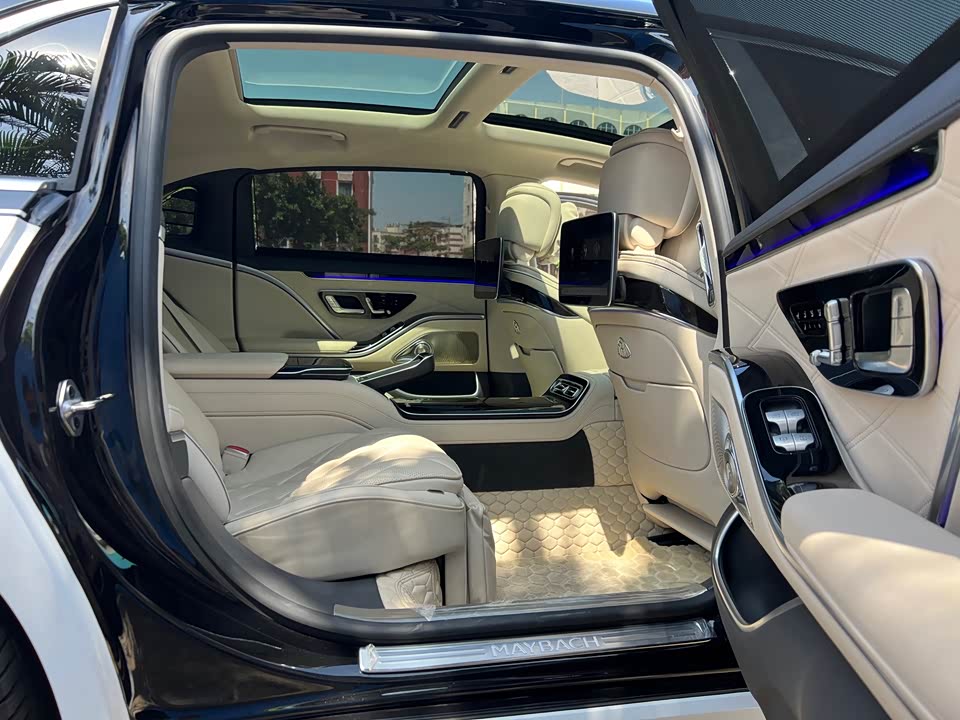 Mercedes-Benz Maybach S-class