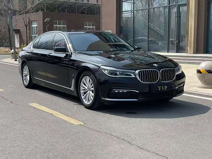 BMW 7 Series xin neng yuan 2018 740Le