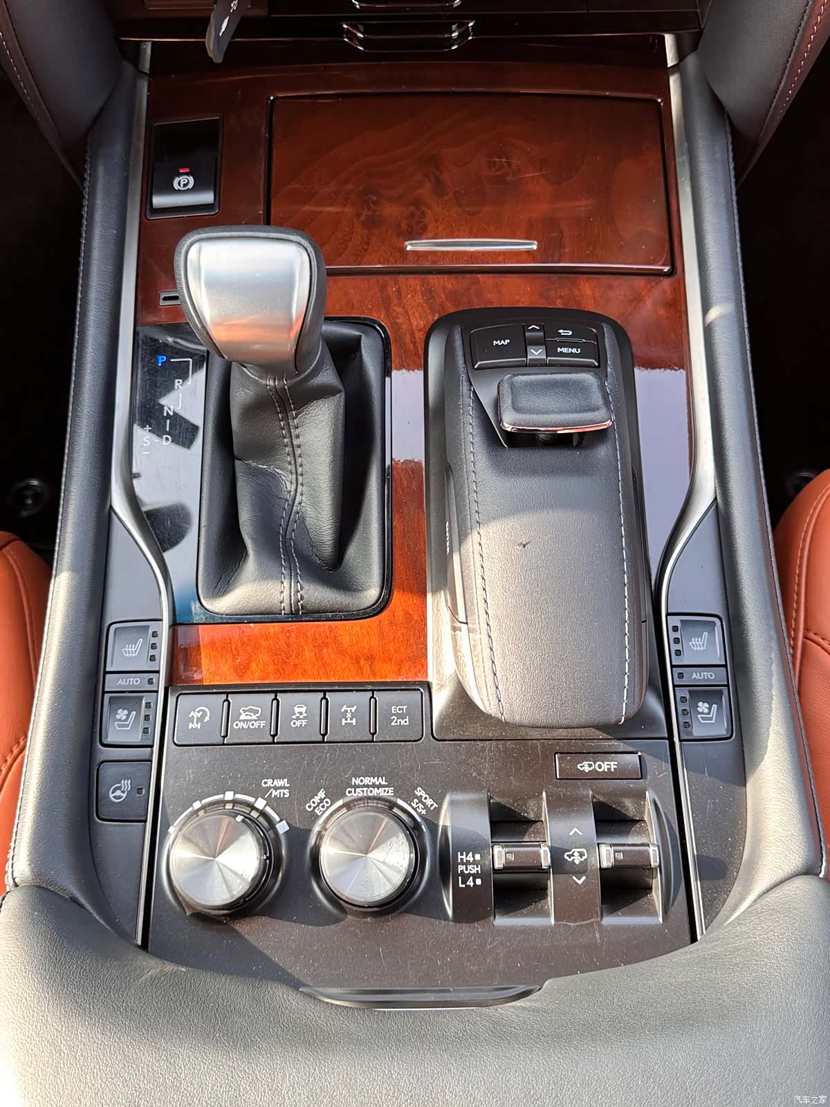 Lexus LX, 2016 25