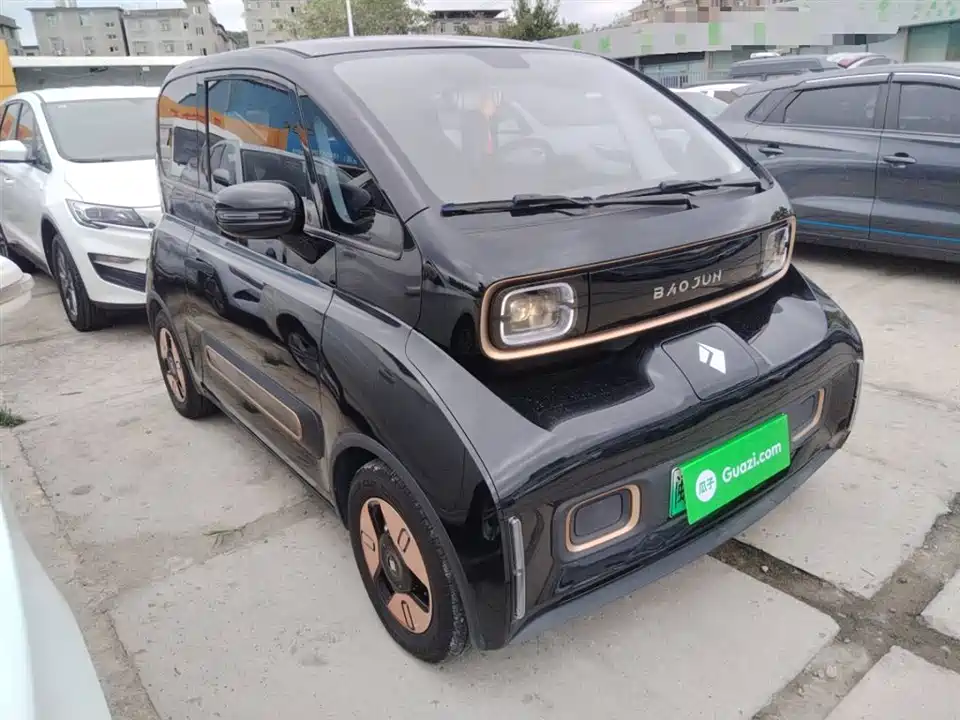 Baoding KiWi EV