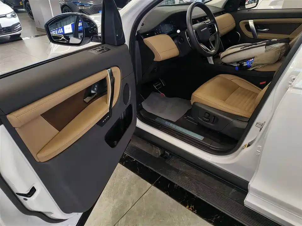 Land Rover Discover sports