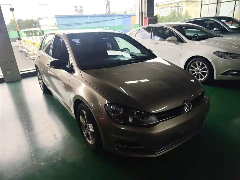 Volkswagen golf