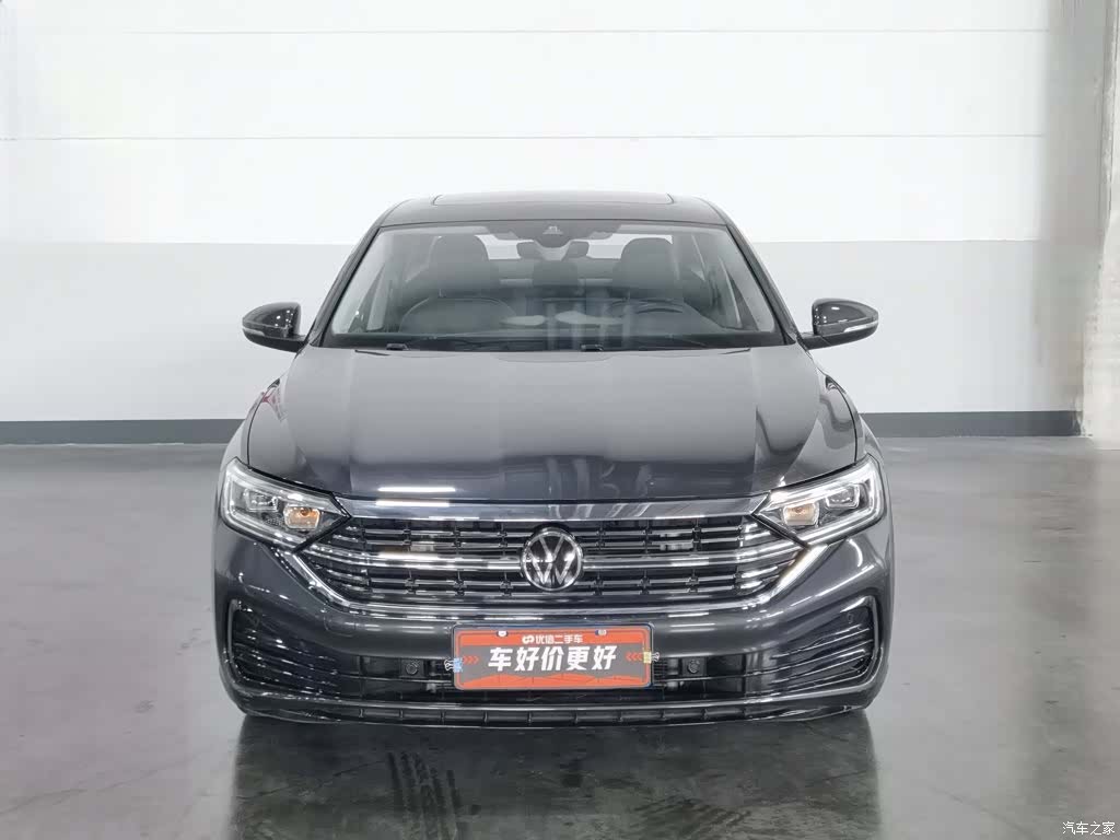 Volkswagen Sagitar, 2022 3