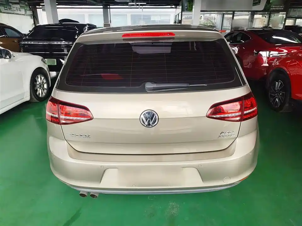 Volkswagen golf