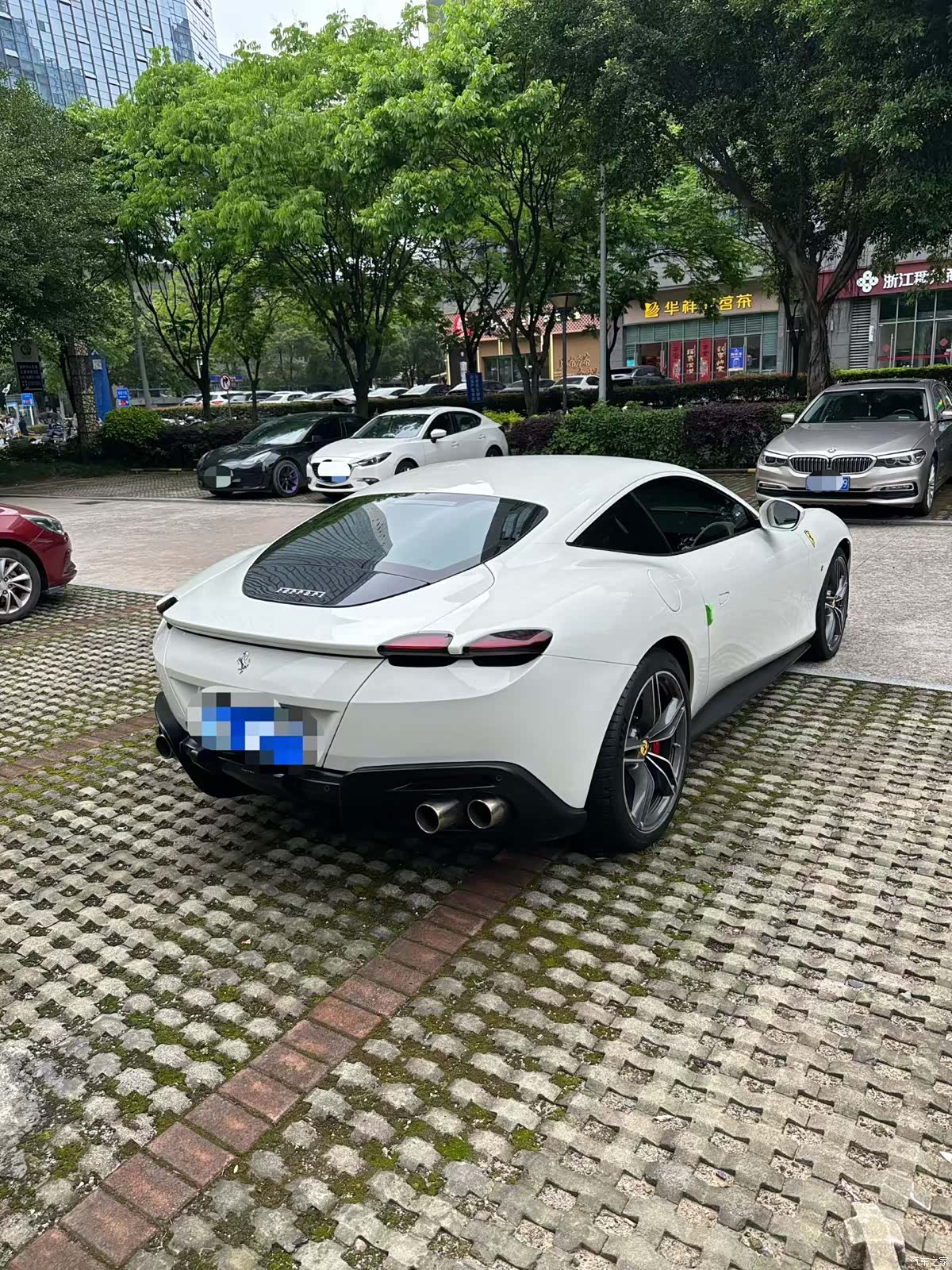 Ferrari Roma, 2021 3