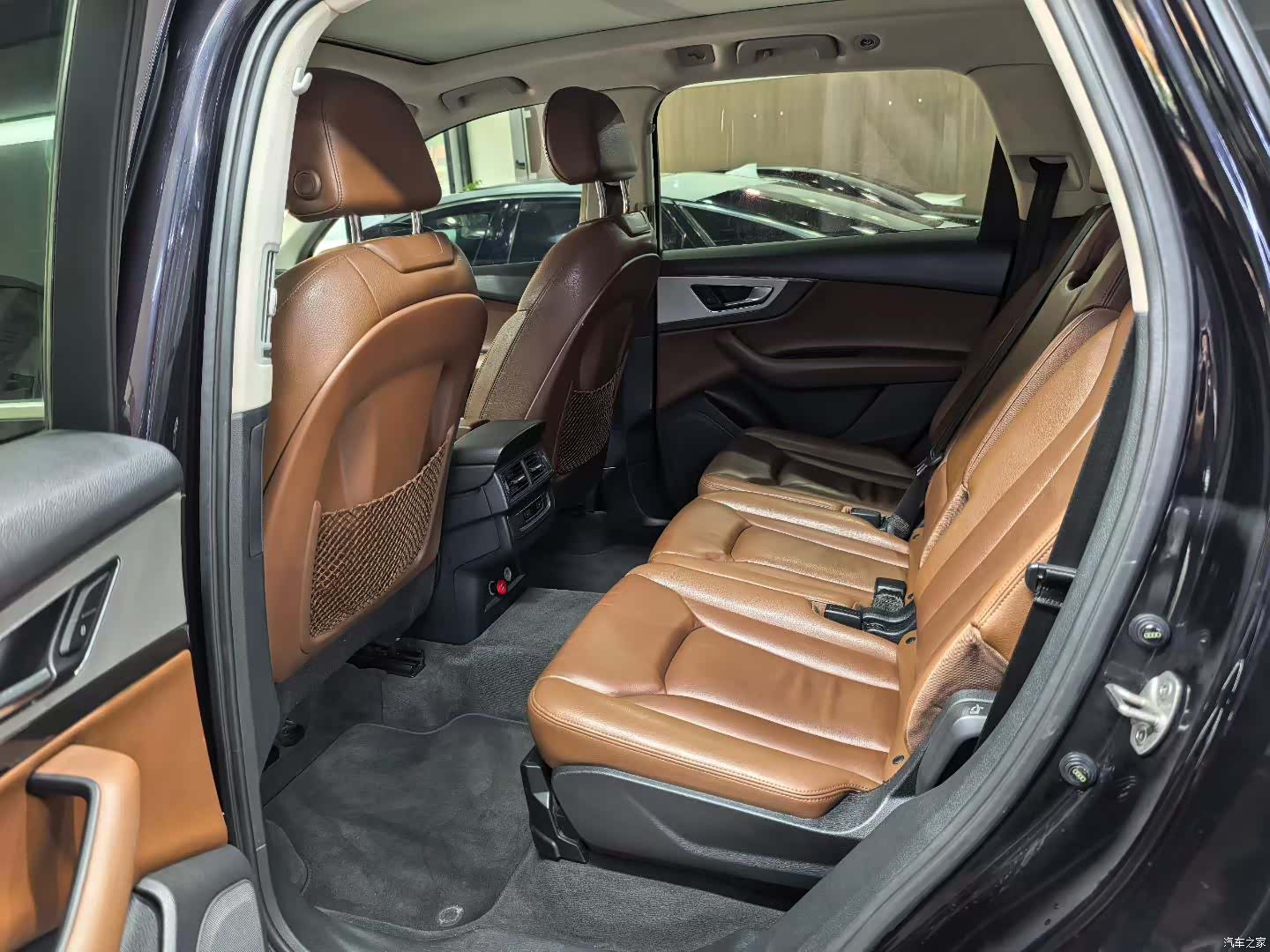 Audi Q7, 2018 4