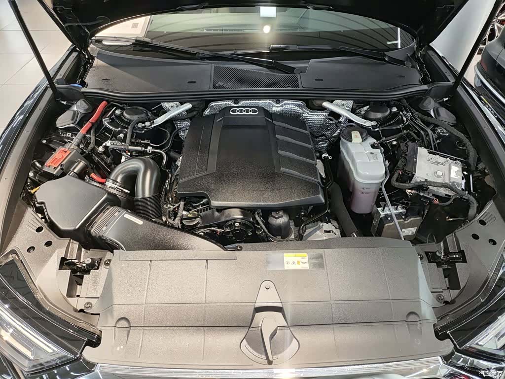 Audi A6L, 2021 11