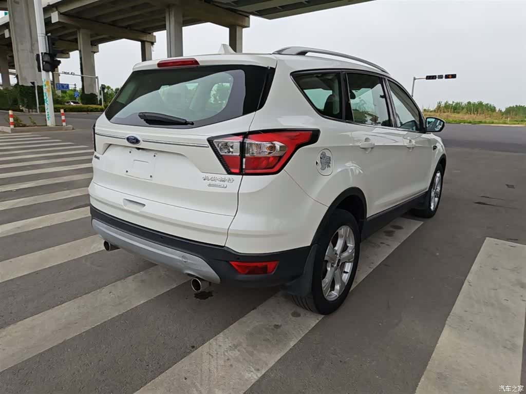 Ford Kuga, 2018 7