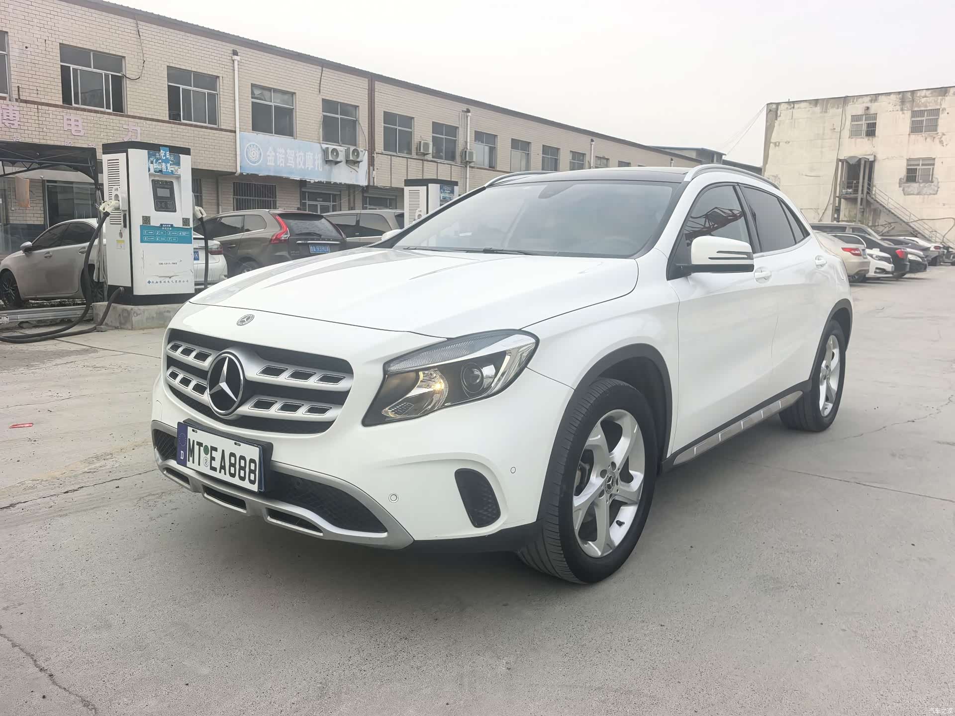 Mercedes-Benz GLA