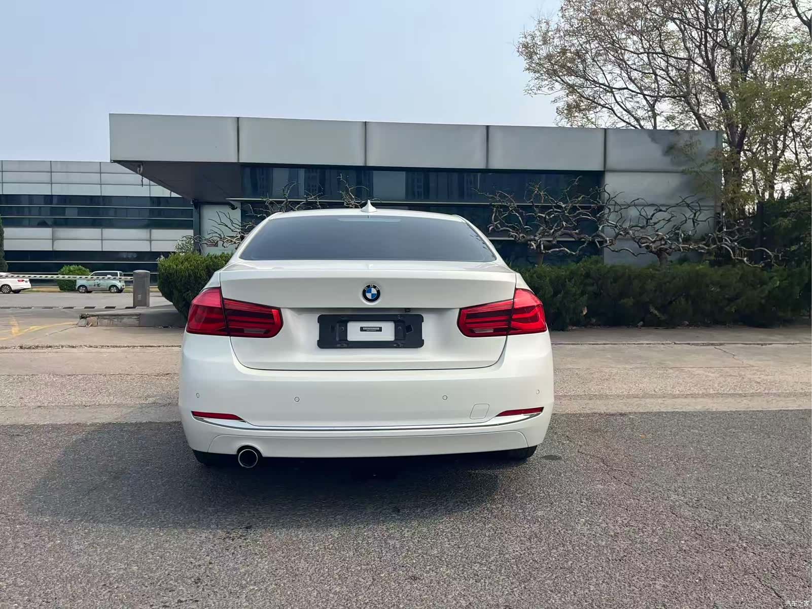 BMW 3 Series, 2017 все фото