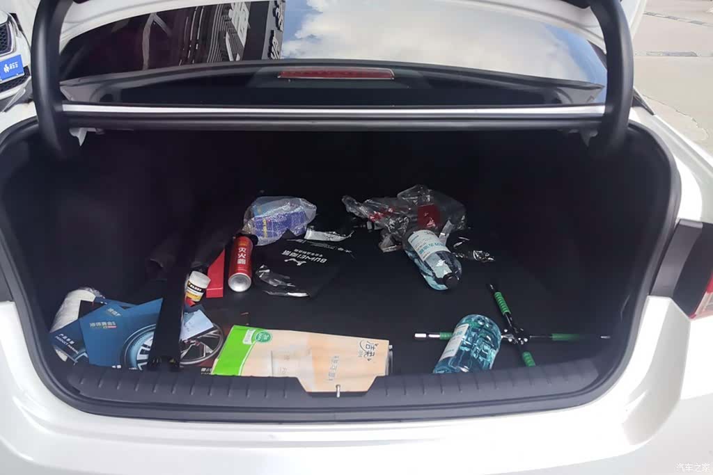 Kia K5, 2017 4