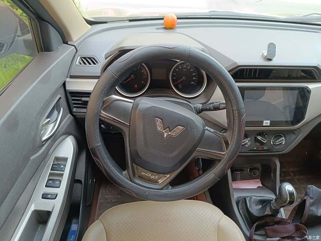 Wuling Hongguang, 2019 3