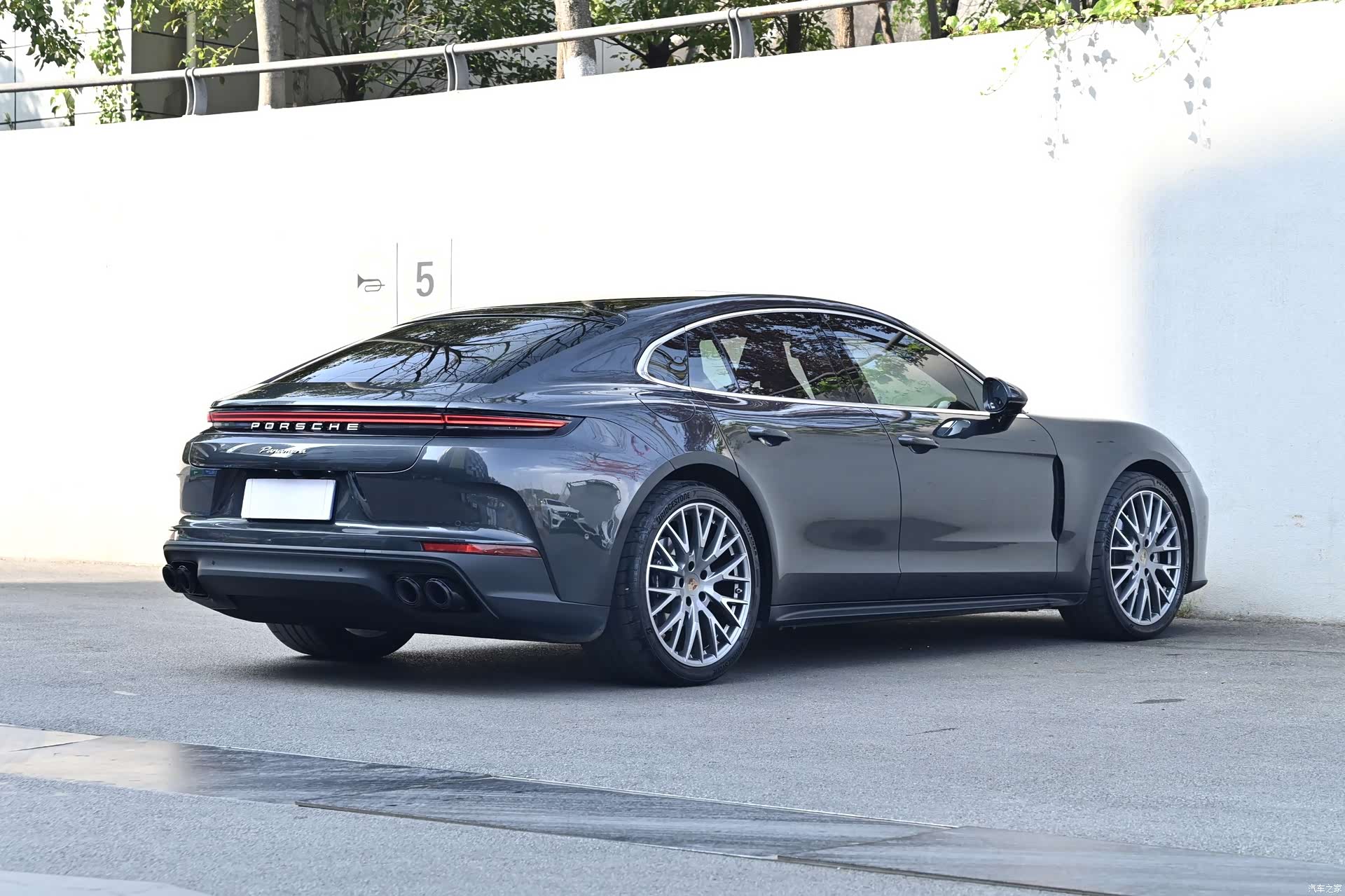 Porsche Panamera, 2025 24
