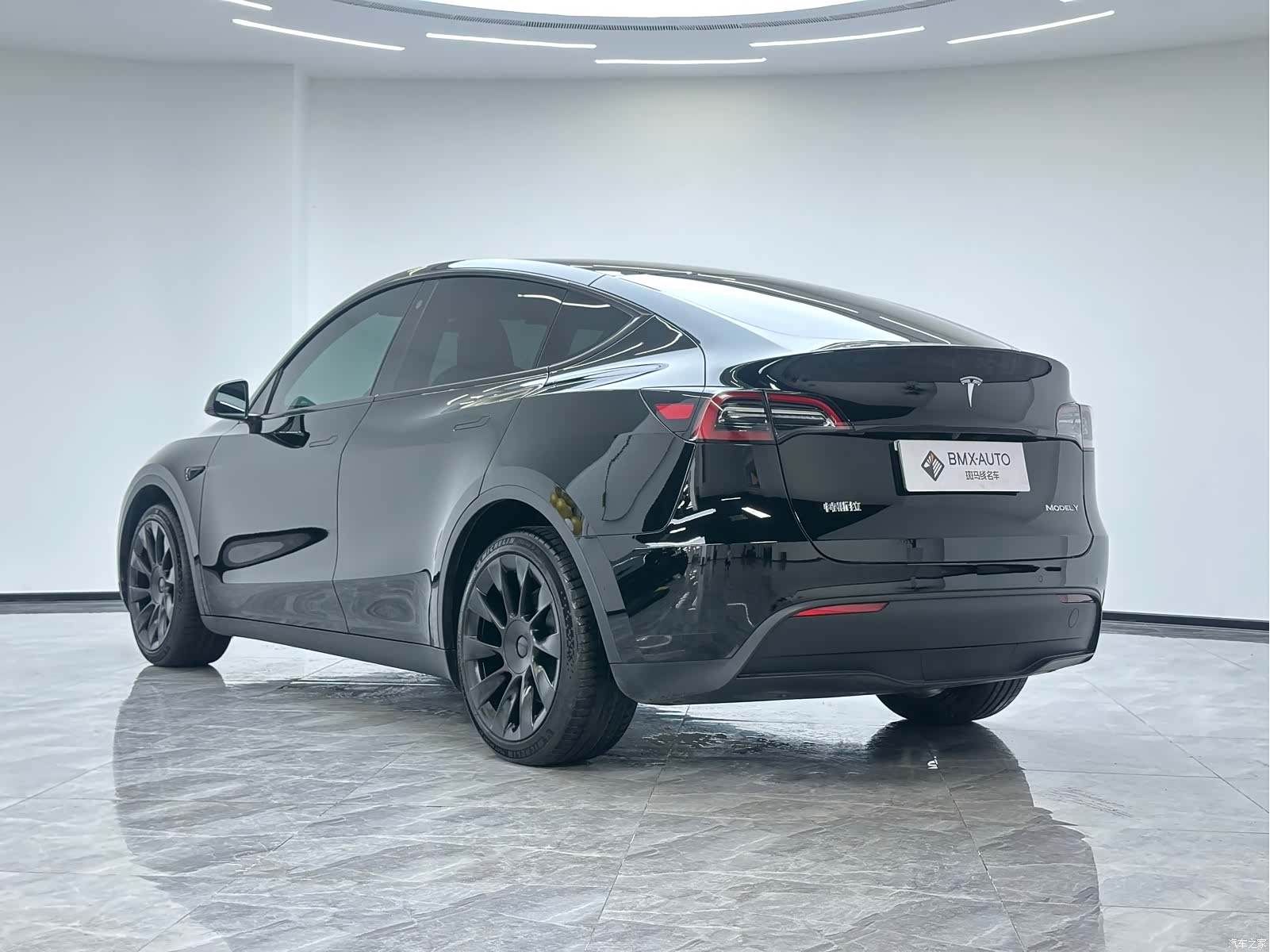 Tesla Model Y, 2023 6