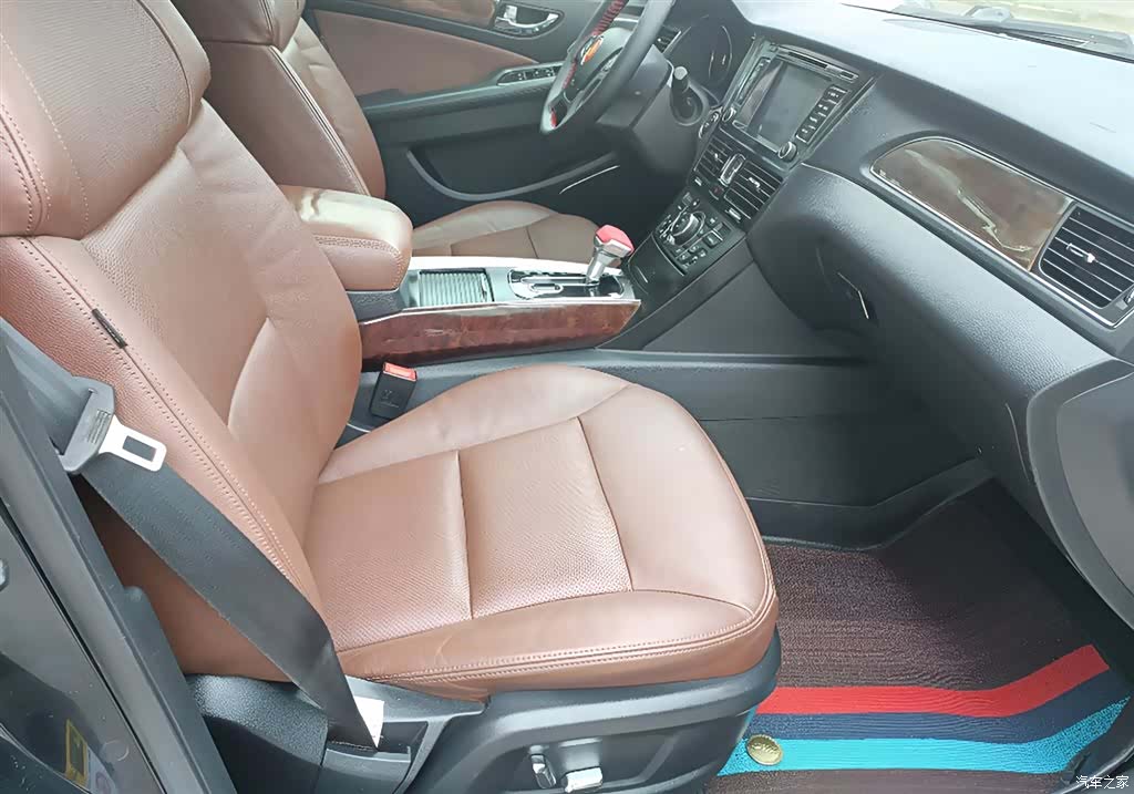 Hongqi H7, 2017 9
