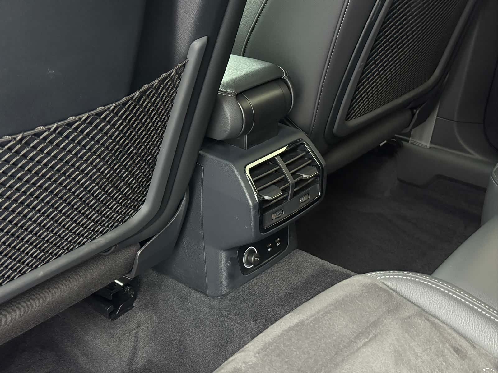 Audi Q3, 2022 15