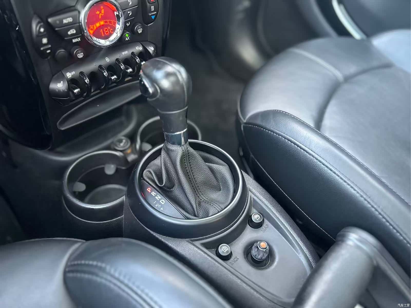 Mini Countryman, 2014 13