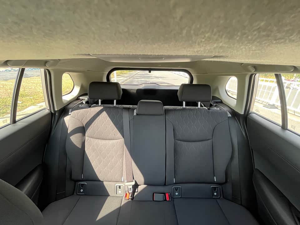 Toyota Corolla Sharp amplifier