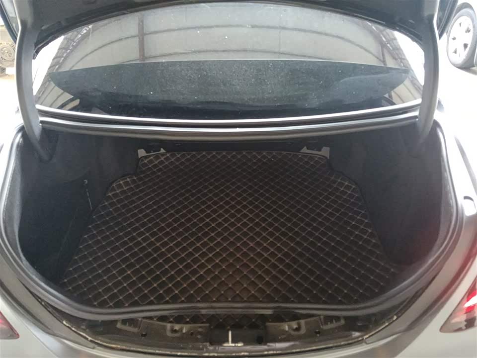 Mercedes-Benz E-class Mercedes-Benz E-class