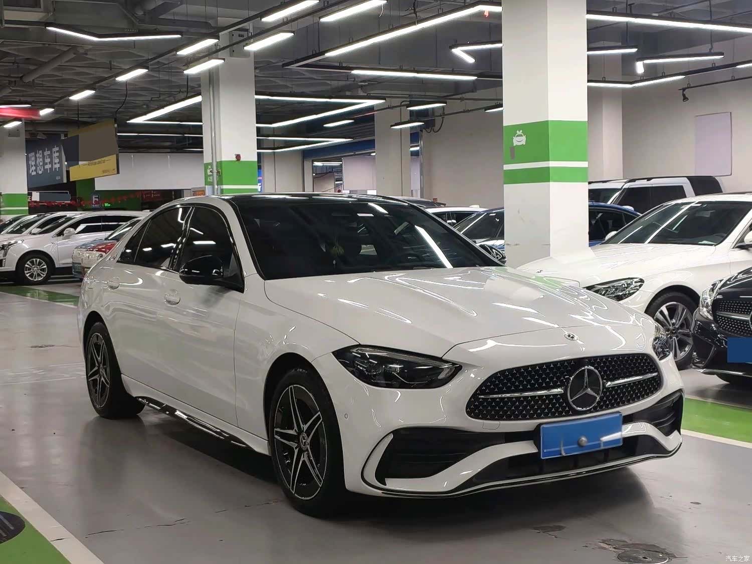 Mercedes-Benz C-Class, 2023 3