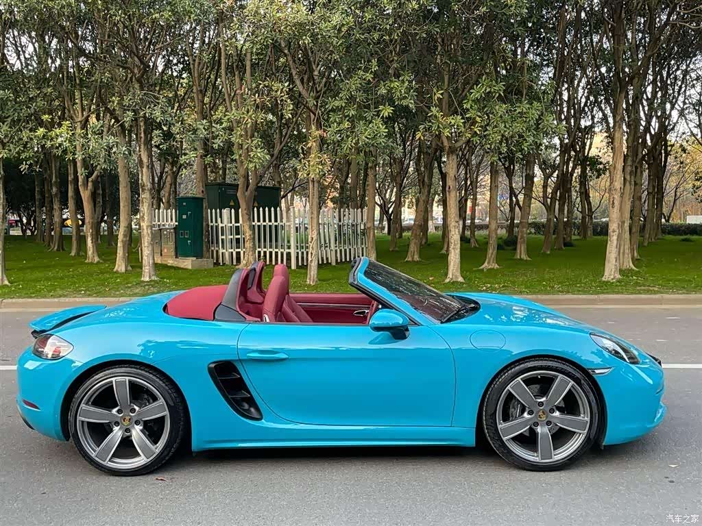 Porsche Boxster, 2021 24