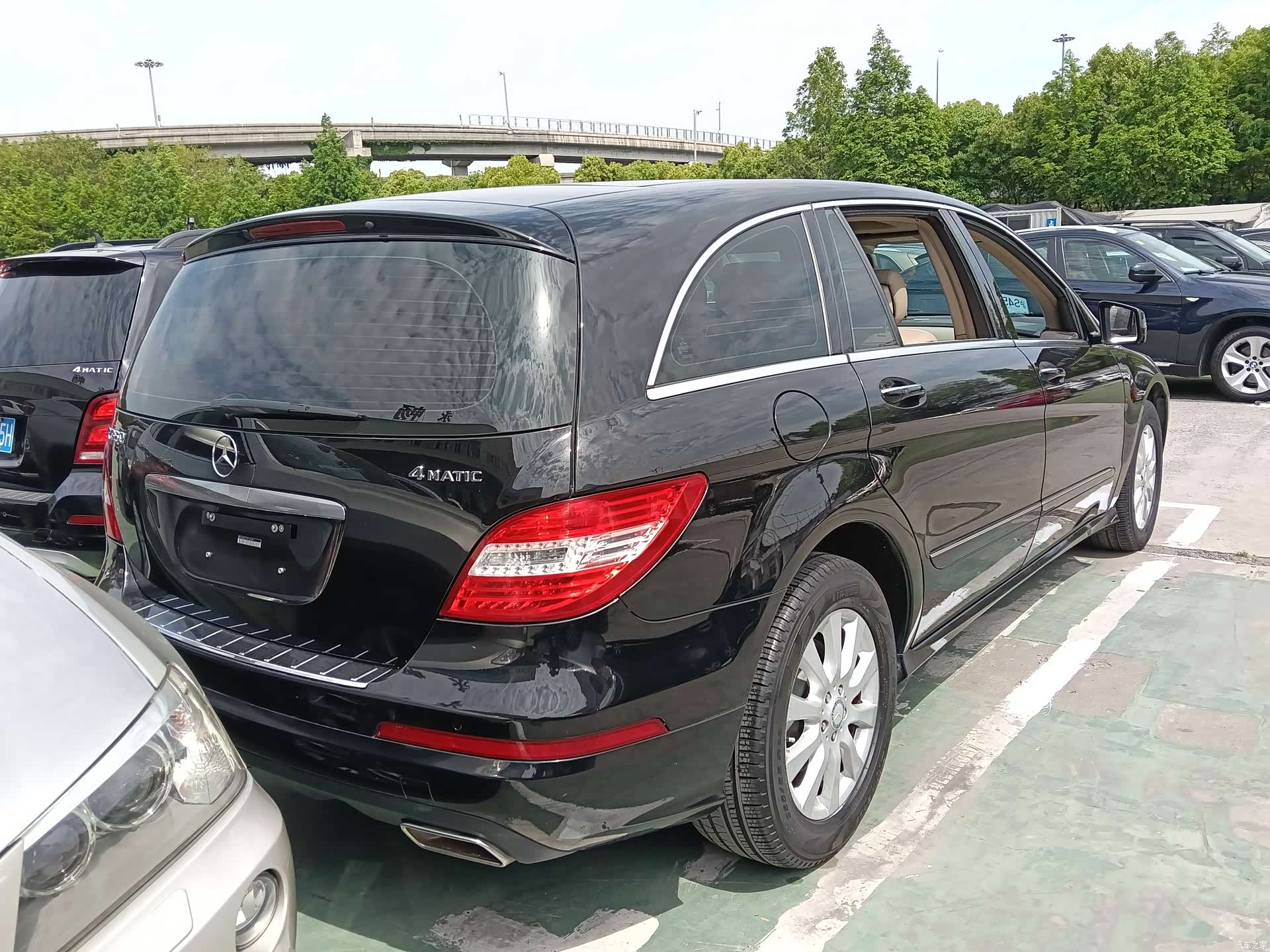 Mercedes-Benz R-Class, 2012 15