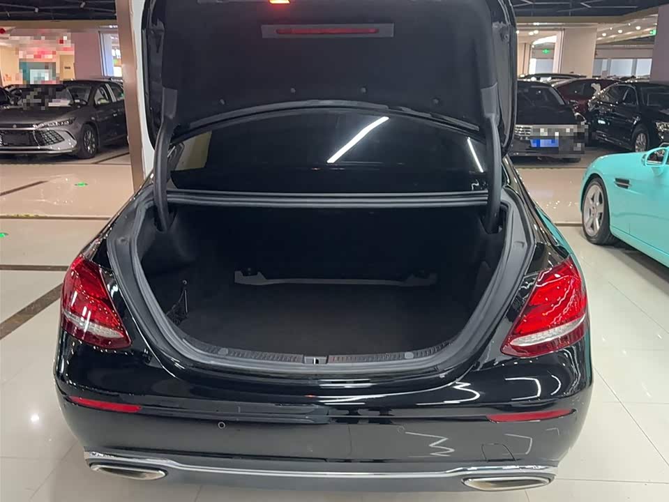 Mercedes-Benz E-class Mercedes-Benz E-class