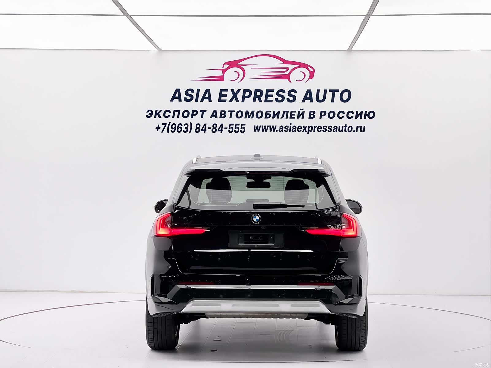 BMW X1, 2023 все фото