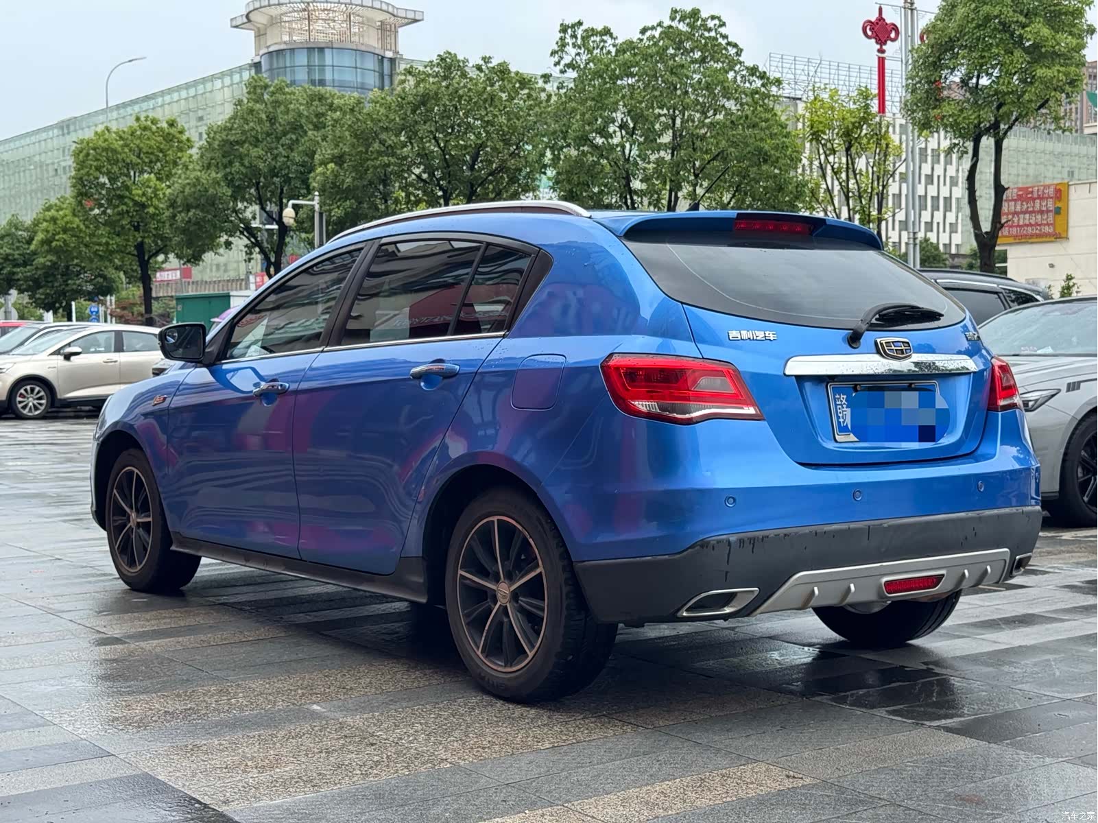 Geely Emgrand, 2017 все фото