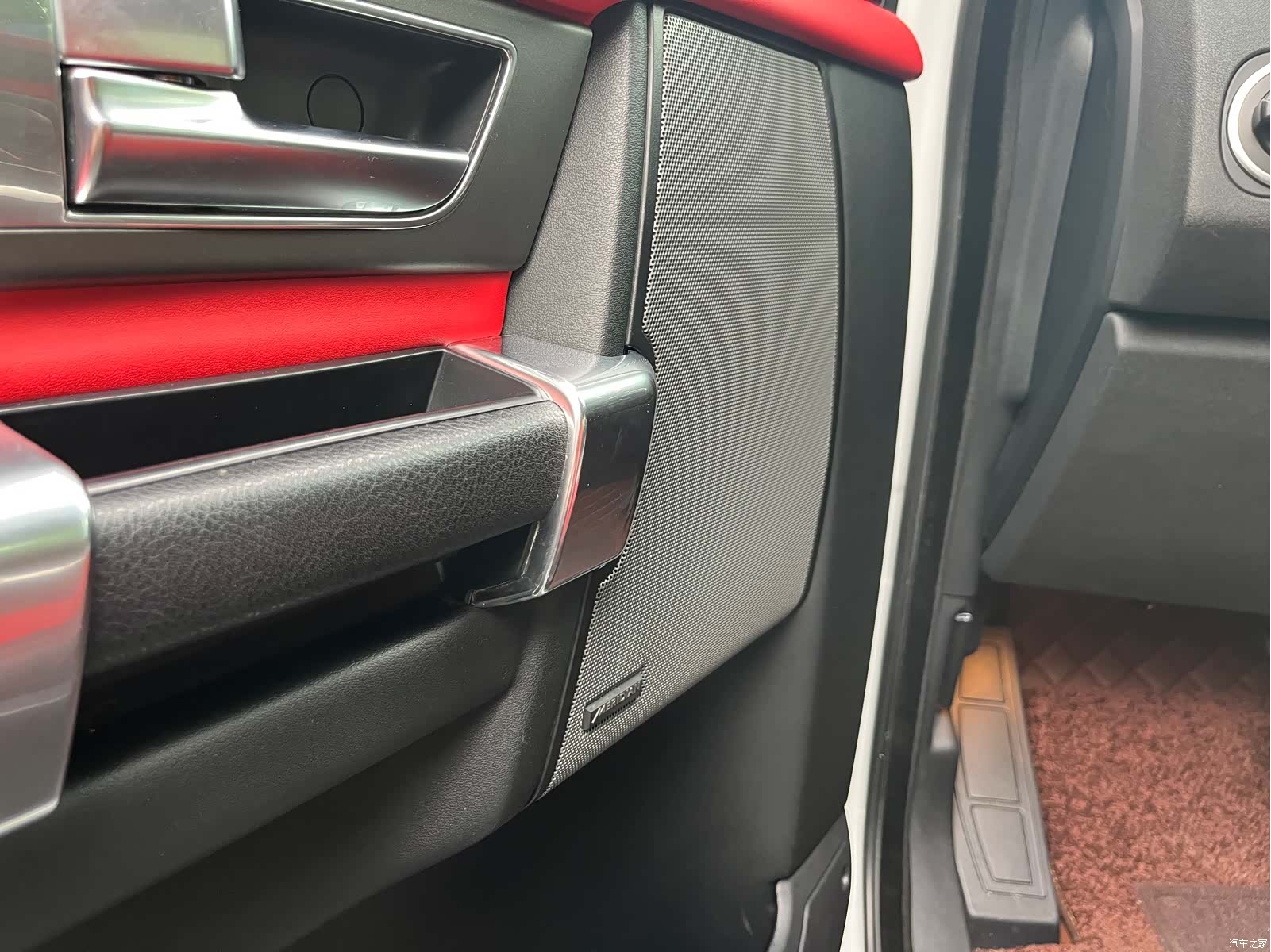 Land Rover Discovery, 2016 6