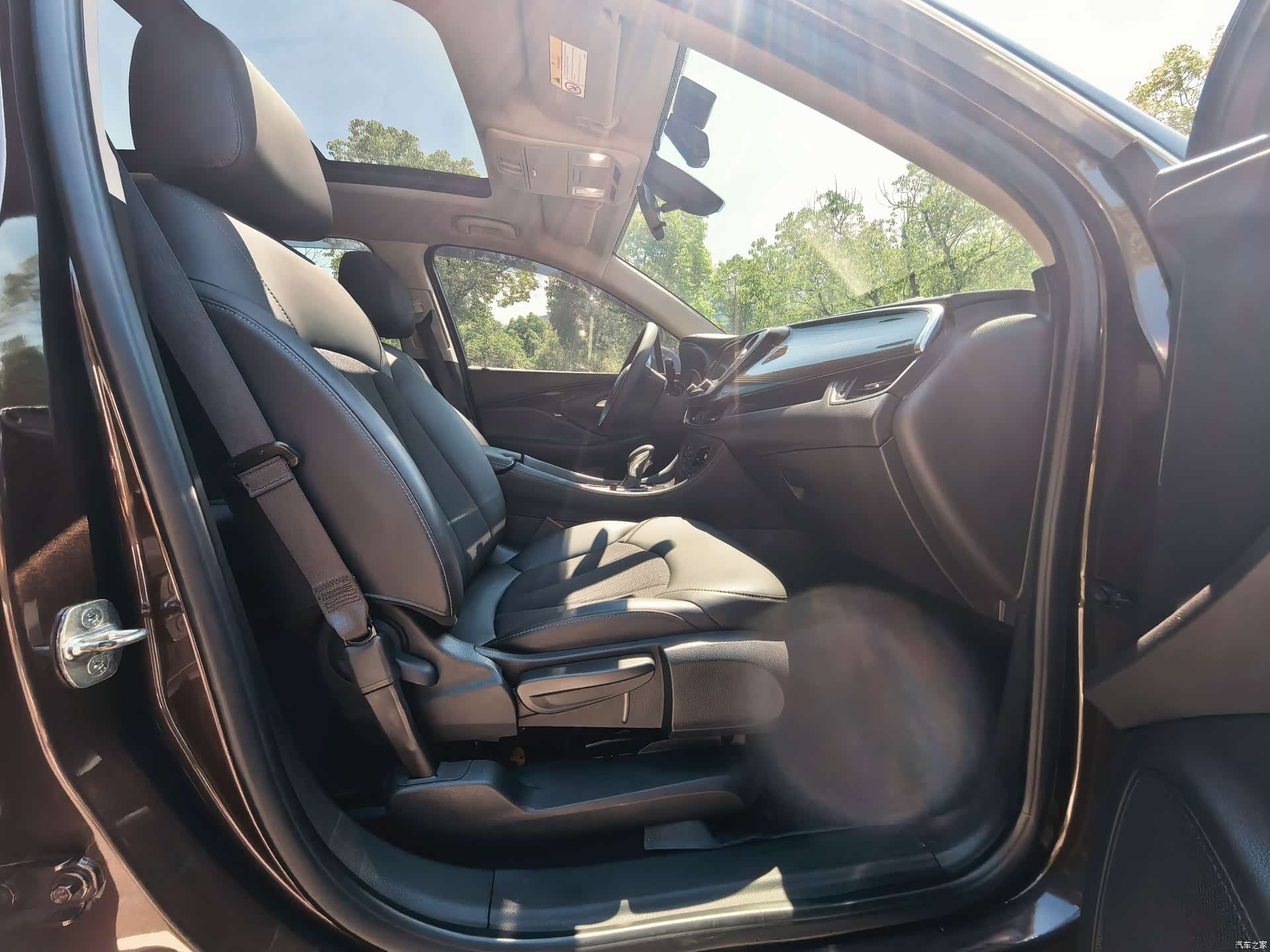 Buick Envision Plus, 2020 9