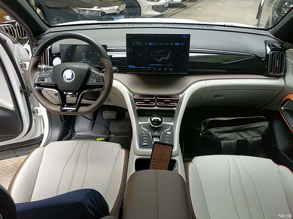 BYD Song, 2022 10
