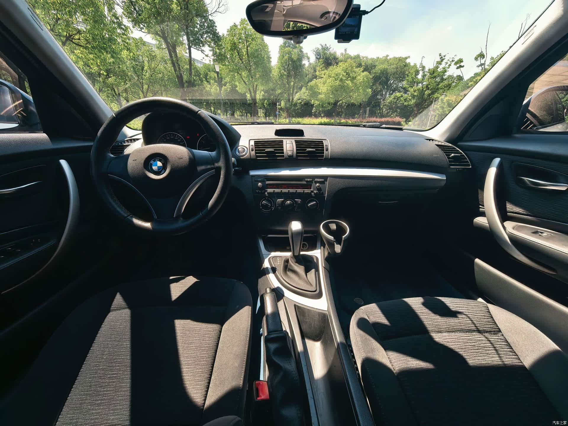 BMW 1 Series, 2011 все фото