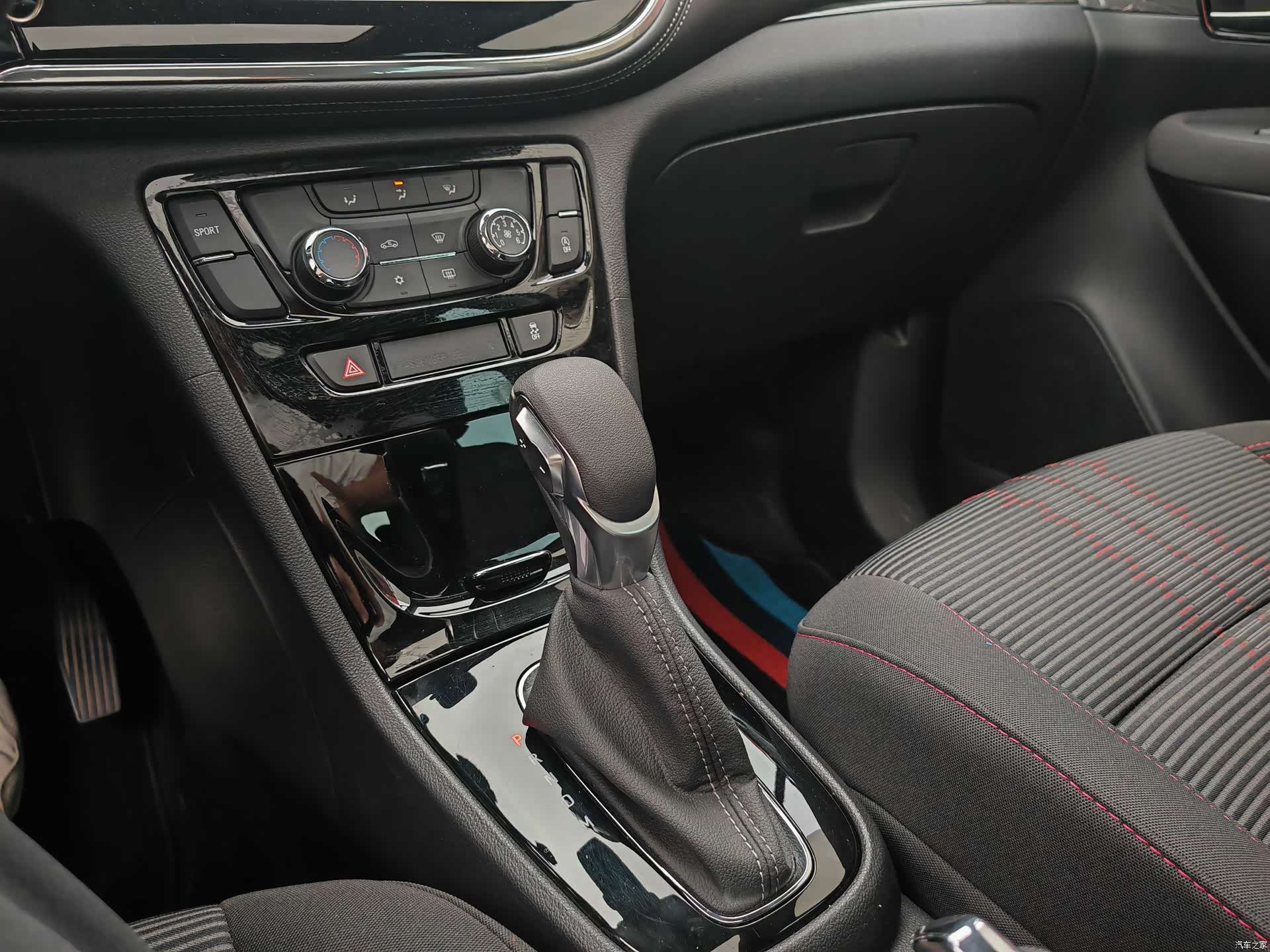 Buick Encore, 2017 7