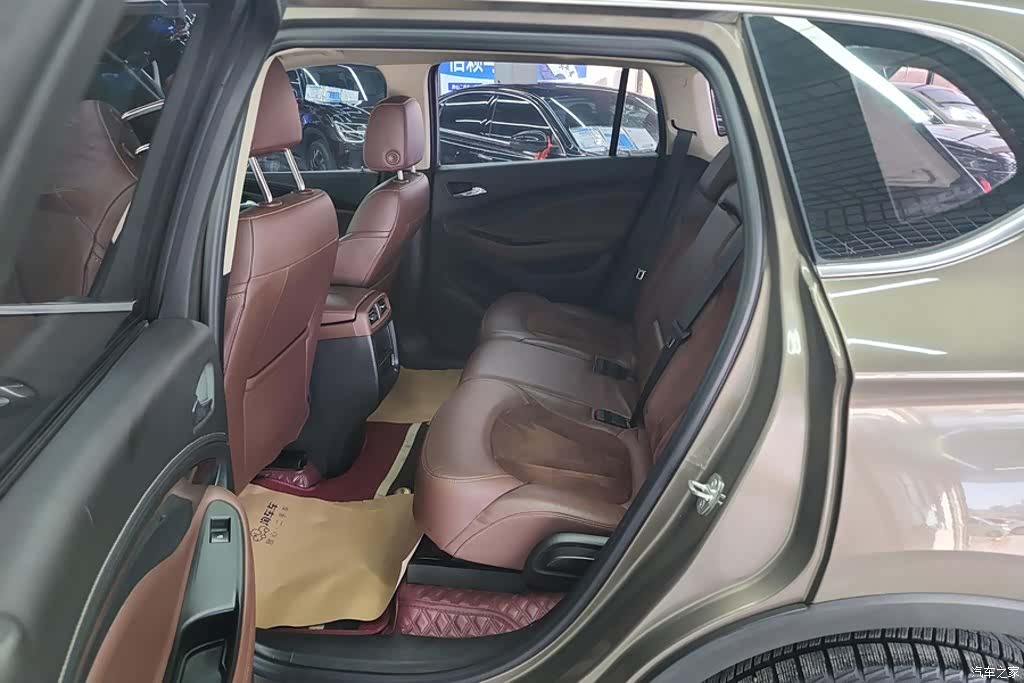 Buick Envision Plus, 2016 11