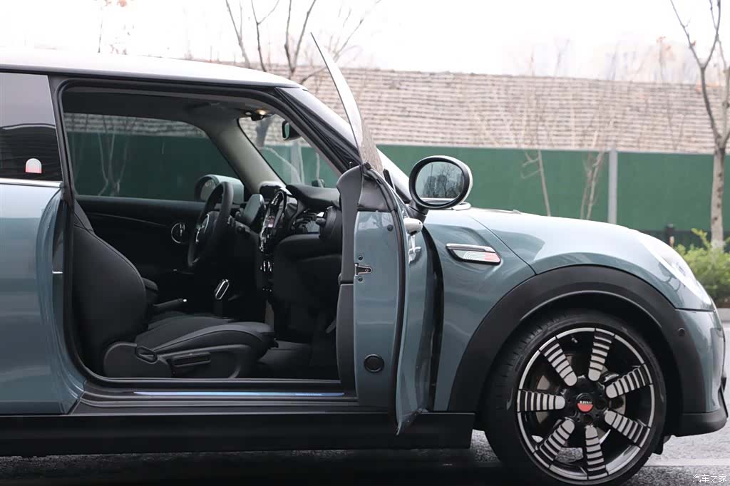 Mini Cooper, 2023 27