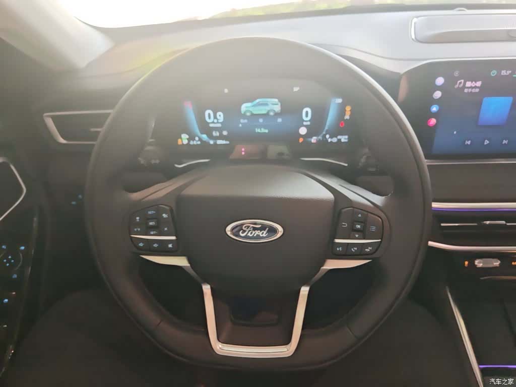 Ford Explorer, 2025 11